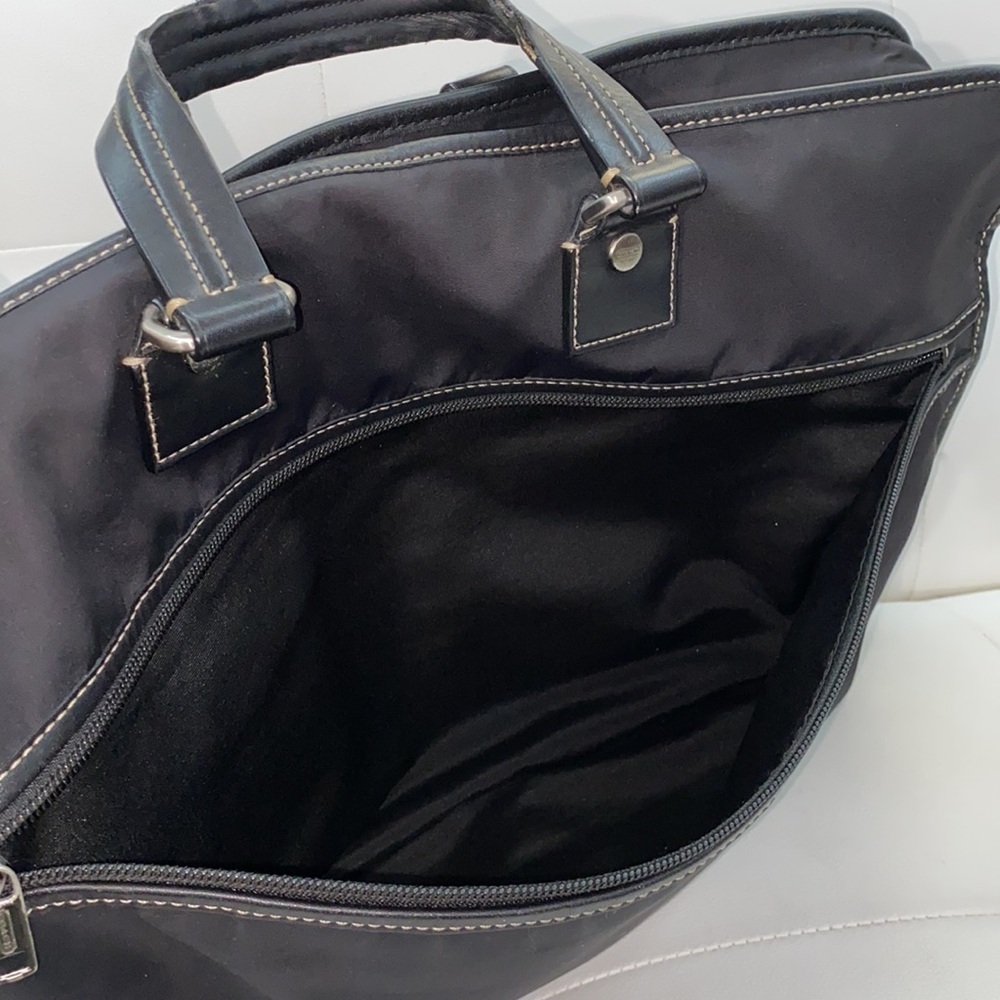 Authentic Coach 🖤 Bag - Picture 15 of 16